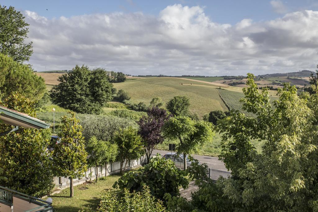 Bed and Breakfast Bianco Nuvola Montecchio  Екстер'єр фото